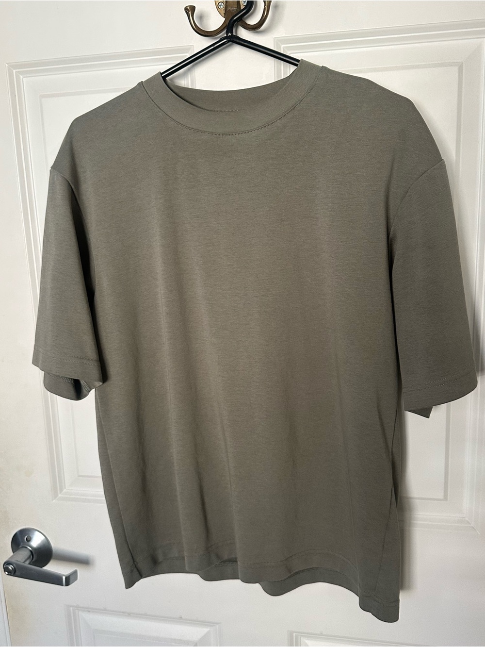 Uniqlo Men's Airism Tee